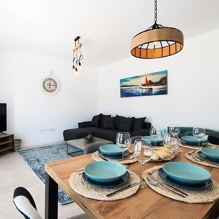 Alamar The Best Luxury Apartment On The Beach 托雷莫利诺斯 外观 照片