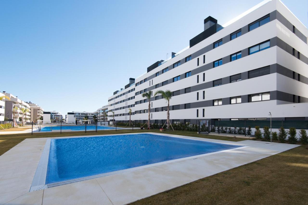 Alamar The Best Luxury Apartment On The Beach 托雷莫利诺斯 外观 照片
